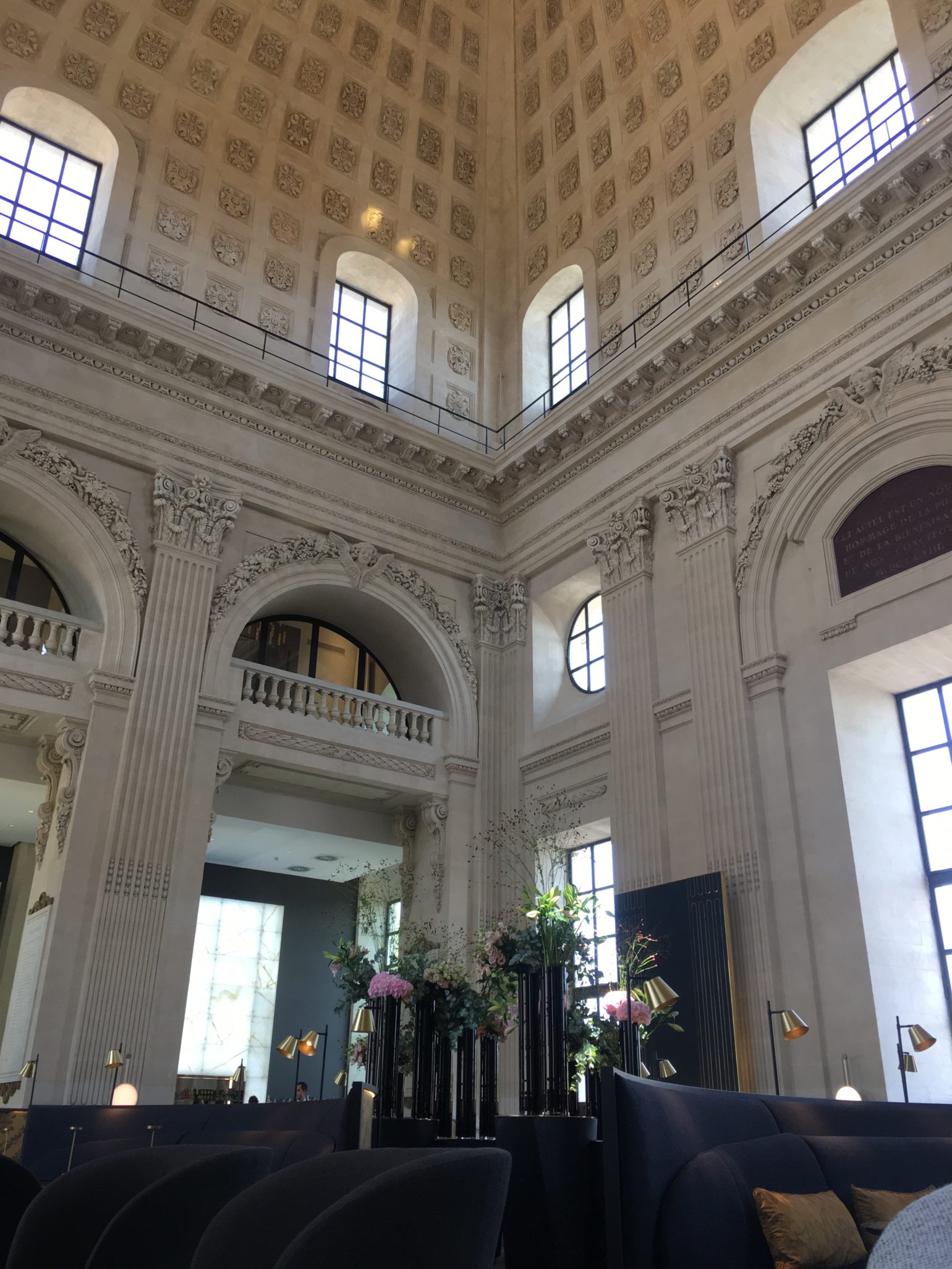 ledomebarLyonsalle 7 A LYON