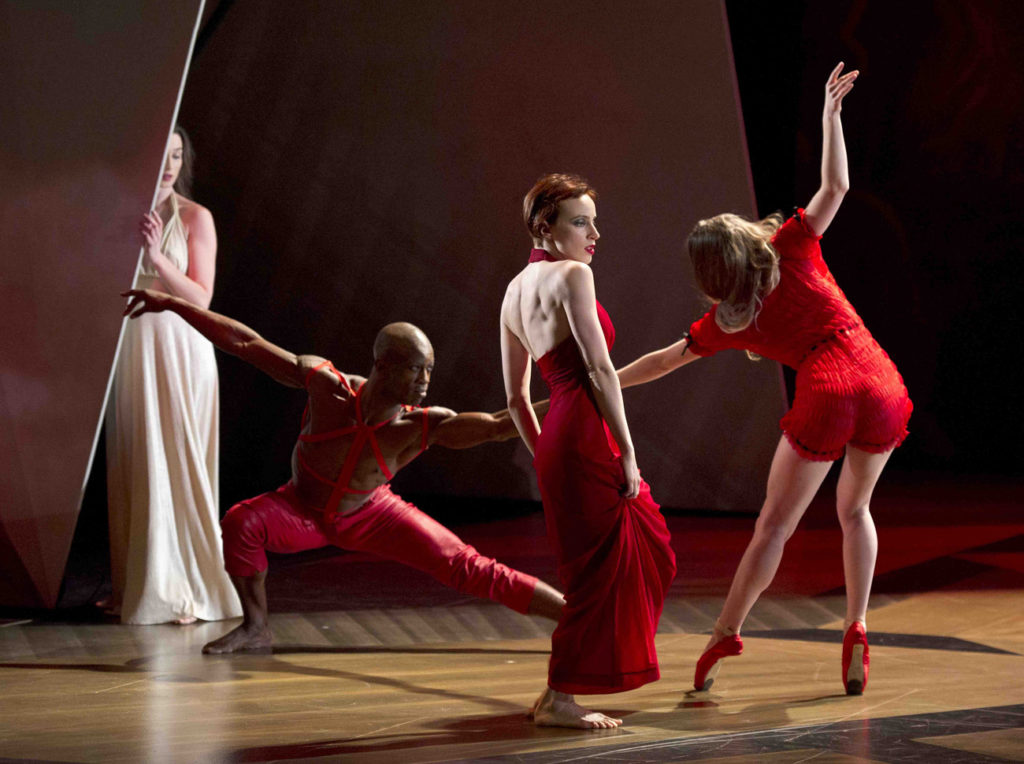 Contact de Philippe Découflé sur Numeridanse