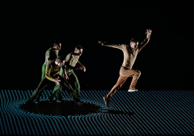 "Pixel" de Mourad Merzouki, au carrefour de la danse et de la vidéo interactive