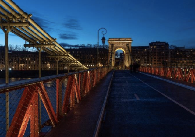 Passerelle Masaryk : nouvelle mise en lumière