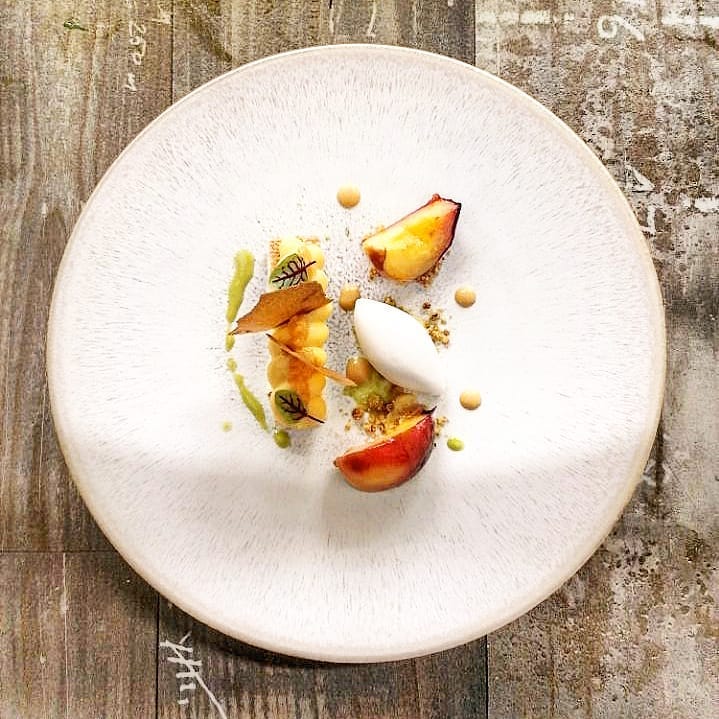 Dessert à la pêche