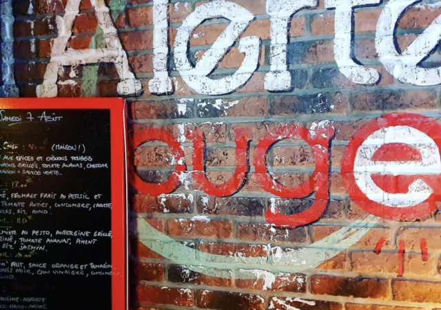 L’Alerte Rouge 19 Place Carnot, 69002 Lyon