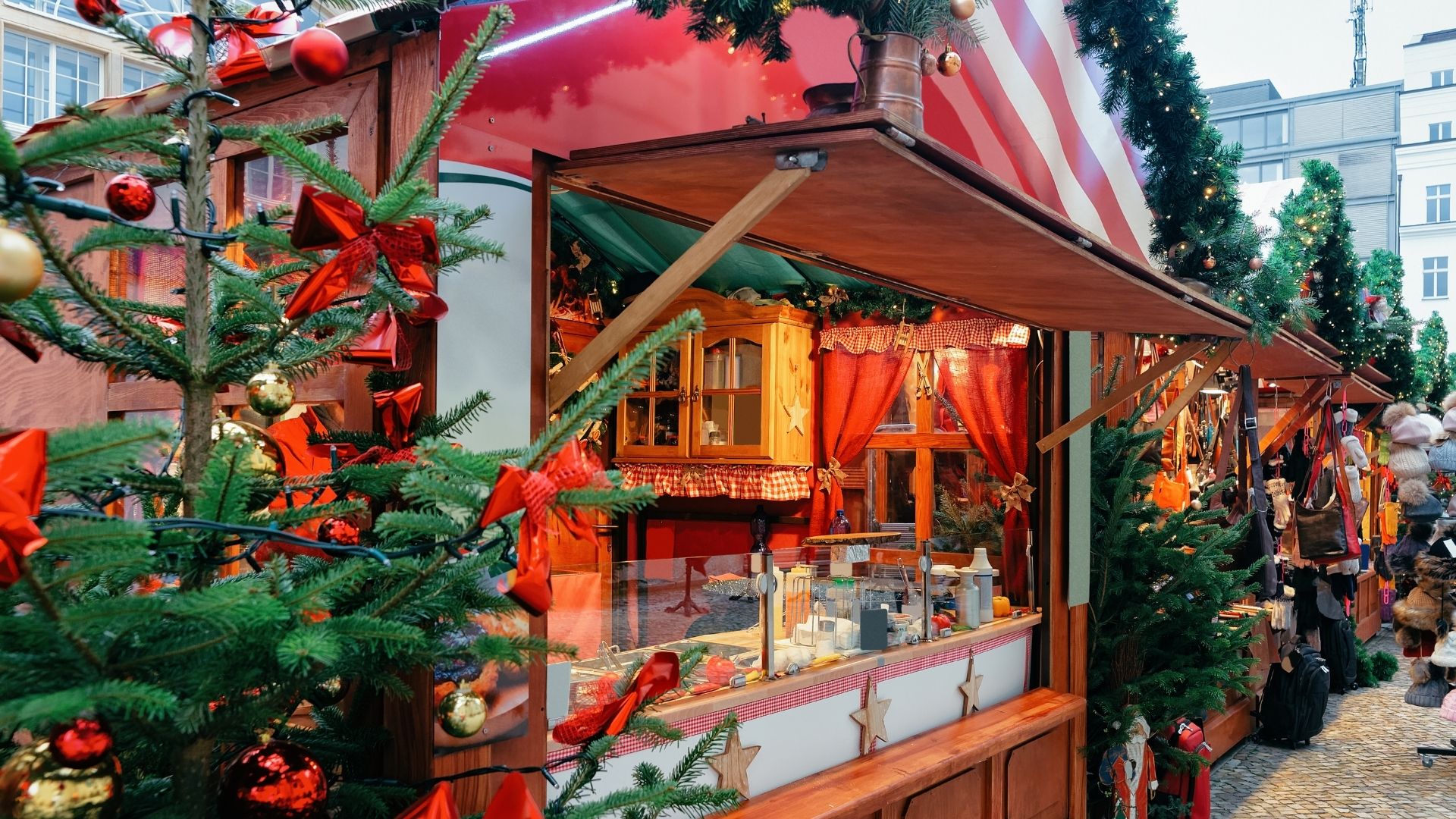 Le marché de Noël 2021 de la place de la Croix-Rousse annulé 🎄🎅 - Sorties à Lyon Le guide pour sortir à Lyon et des bons plans à Lyon