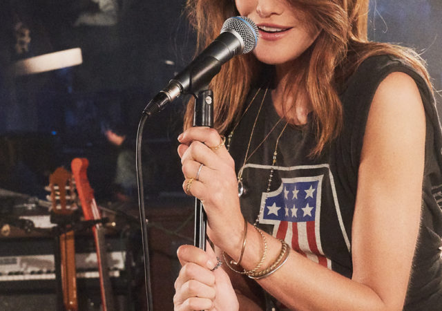 Carla Bruni en concert au Radiant-Bellevue le 20 janvier 2022