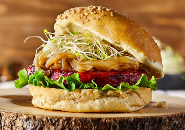 Distribution gratuite de burgers à Westfield Lyon Part-Dieu chez Copper Branch Lyon